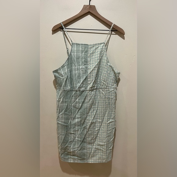 American Eagle Outfitters Dresses & Skirts - NWT American Eagle Outfitters Green & White Sleeveless Linen Dress - Women’s XXL